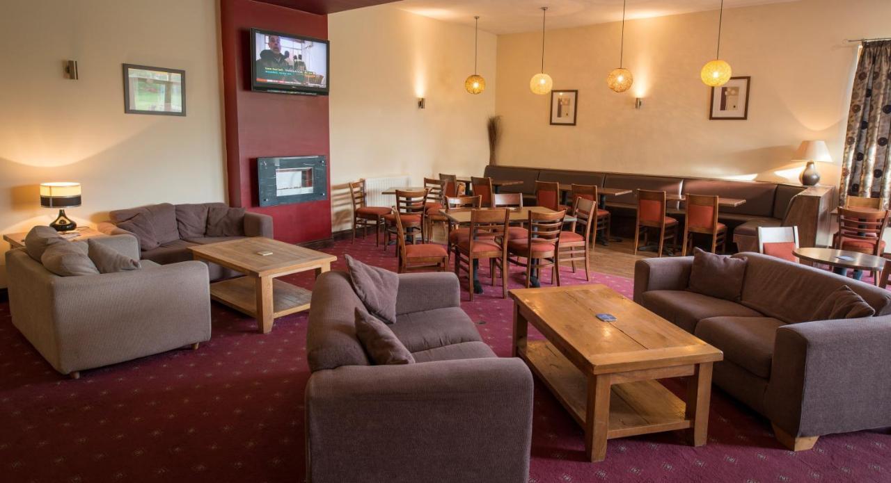 Allerton Court Hotel ノーサラートン エクステリア 写真