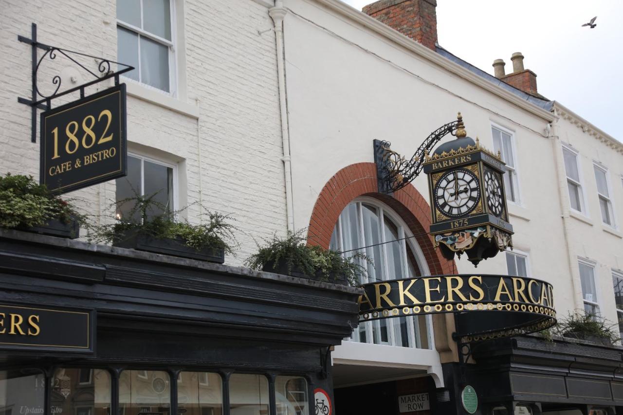 Allerton Court Hotel ノーサラートン エクステリア 写真