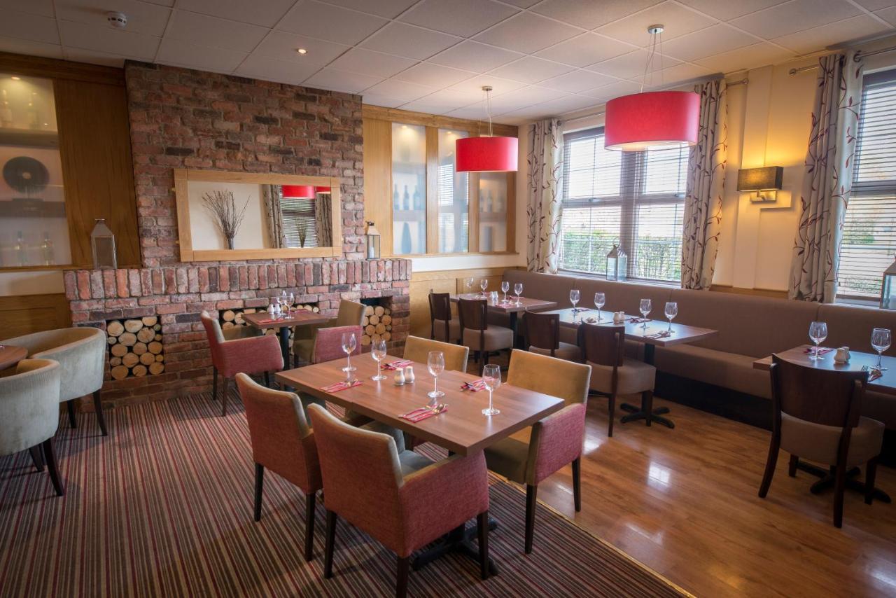 Allerton Court Hotel ノーサラートン エクステリア 写真